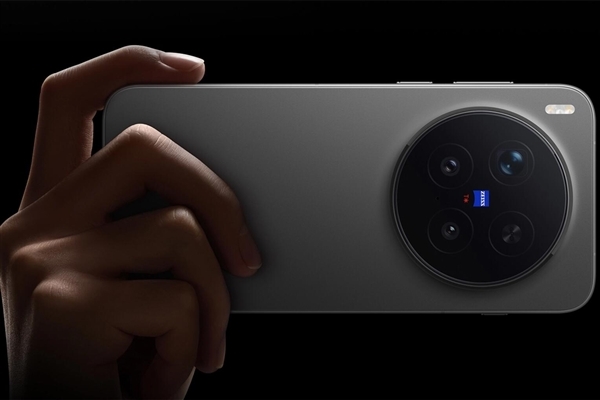 跳过X400系列！vivoX500即将登场：首发搭载天玑9600芯片