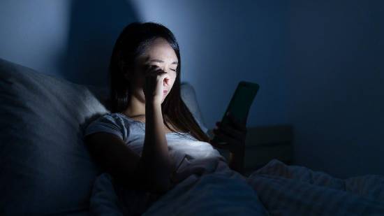 熬夜熬到哪种地步可能引发猝死？这4条红线千万别碰