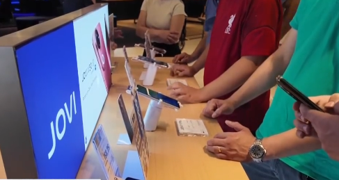 中国手机企业在巴西加速本土化生产布局：平均每22.5秒就有一部新机下线