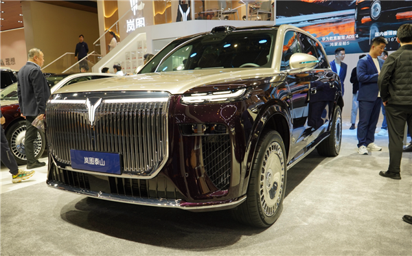 国产豪华旗舰SUV再添重磅力作！岚图全新旗舰车型泰山登陆郑州国际车展
