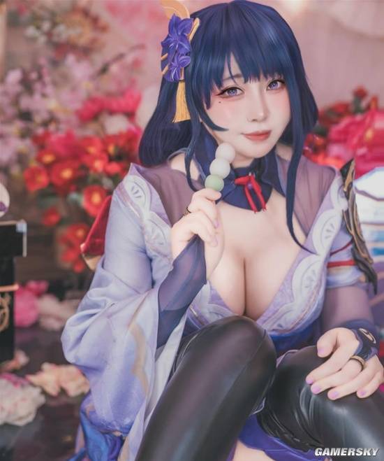 日本坦克级原神coser这般身材你能驾驭吗？