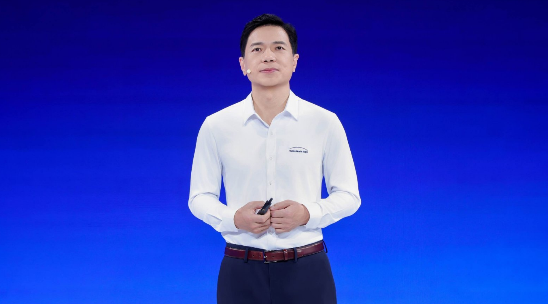 李彦宏在最新演讲中指出：AI已不再是单纯烧钱的成本投入，而是企业实现盈利的核心关键！