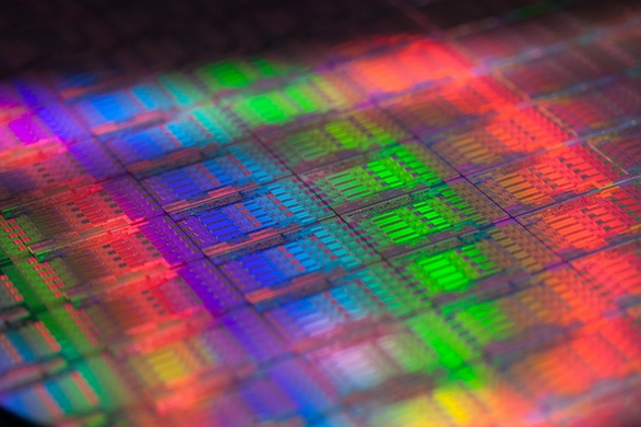 美国力求减少芯片对外依赖：推进本土生产计划达成50%自给目标