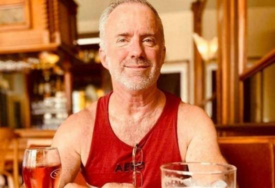 美国63岁男子照片被盗用，数百女性坠入恋爱杀猪盘骗局