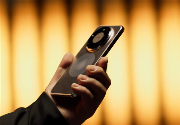 华为Mate80官宣11月25日上市！鸿蒙版微信等常用应用更好用了