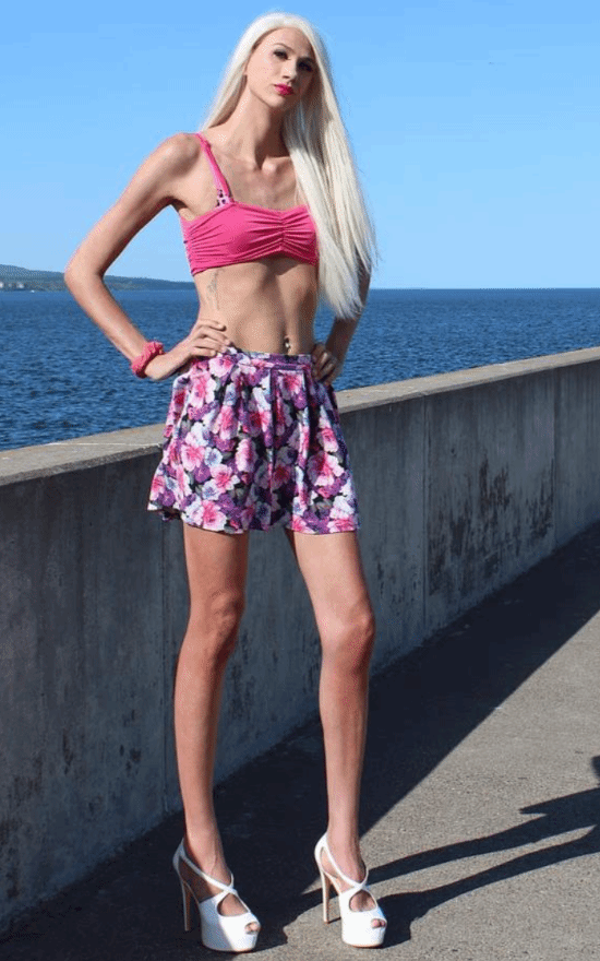 生在“全球身高最高的家庭”里是种怎样的体验？全家人的平均身高都超过了2米