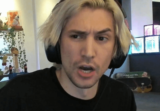 xQc对《LOL》发表不满：赛事质量太差实在没法看！