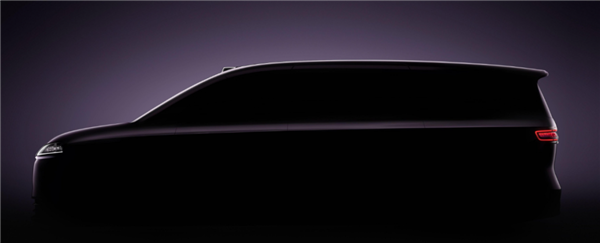 看到鸿蒙智行推出的MPV车型，我感觉其他车企怕是要开始紧张了