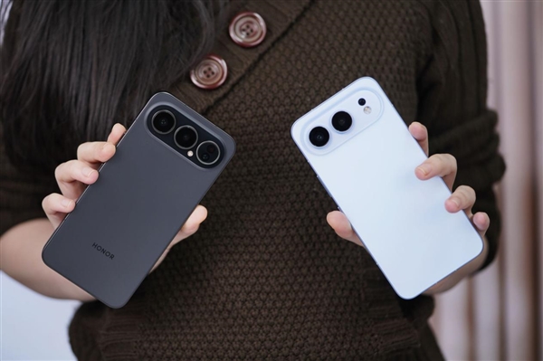 全新横向跑道式设计亮相，荣耀500系列图赏震撼开启！