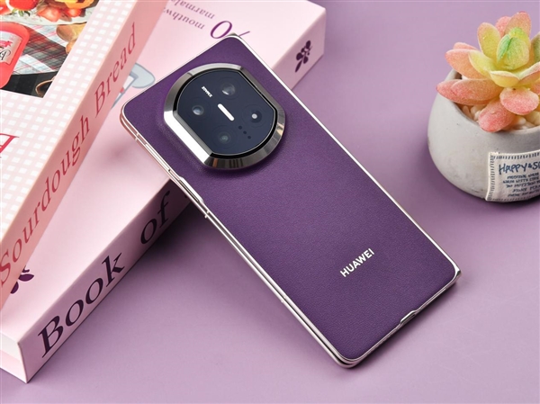 体验华为Mate X7：最强折叠屏名副其实