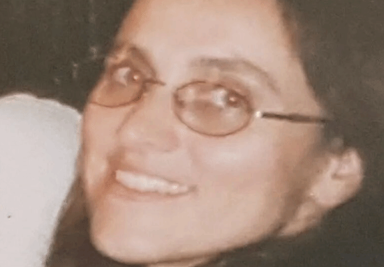 英国女警卧底五年爱上调查对象闪电结婚后隐居伦敦警方致歉