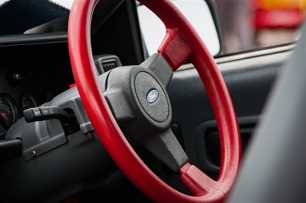 男子酒驾时依赖“智驾”系统，声称可大幅降低行车风险，最终被判处拘役三个月并罚款六千元