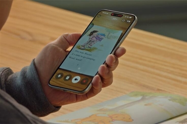 闲鱼上有网友出租豆包手机，日租金为600元