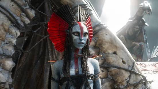 《阿凡达3》首批口碑呈现两极分化态势，卡梅隆遭诟病“缺乏突破”