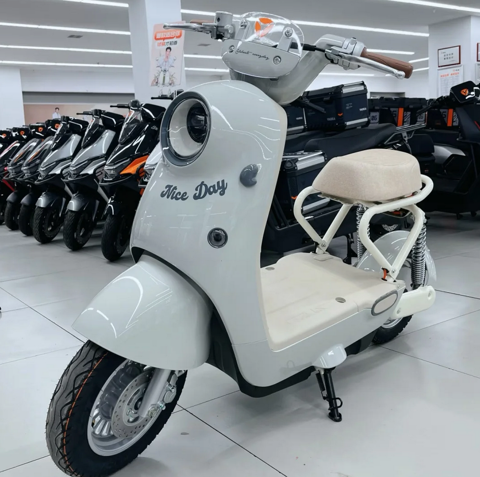 致歉声明发布后迅速下架！雅迪“毛豆”电动车遭全网调侃，处境尴尬