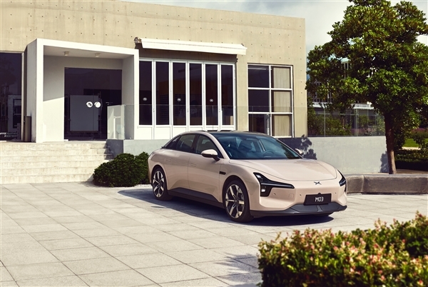 11月新能源汽车零售渗透率攀升至59.3%，自主品牌市场占比接近八成