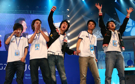 青春再度回响！KK官方对战平台携手CNCS共庆二十周年，重温CS1.6的荣耀岁月！