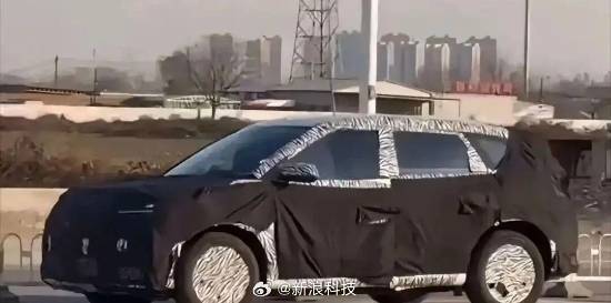 雷军雄心勃勃！小米三款新车亮相！覆盖全新产品线