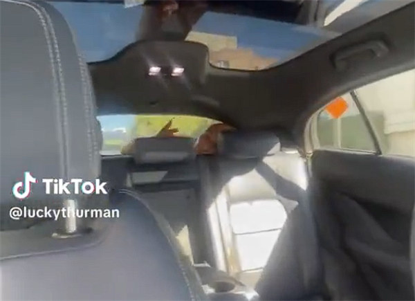 女子乘坐自动驾驶出租车，后备箱内意外发现一名光头男子