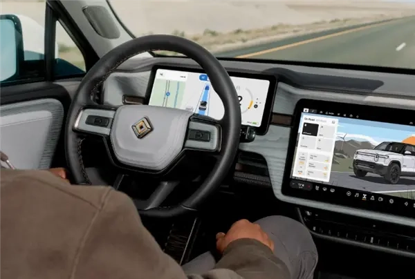 特斯拉的强劲对手Rivian正开发AI芯片，打算在未来车型里替换英伟达的产品