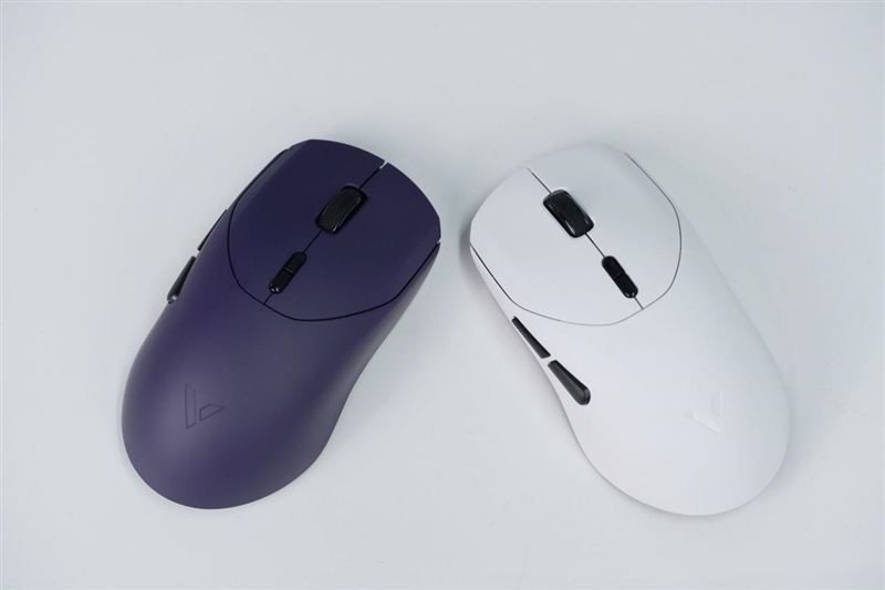 NORDIC54芯片加持雷柏VT9与VT9Max旗舰级鼠标对比评测：操控流畅无延迟、续航与手感表现俱佳