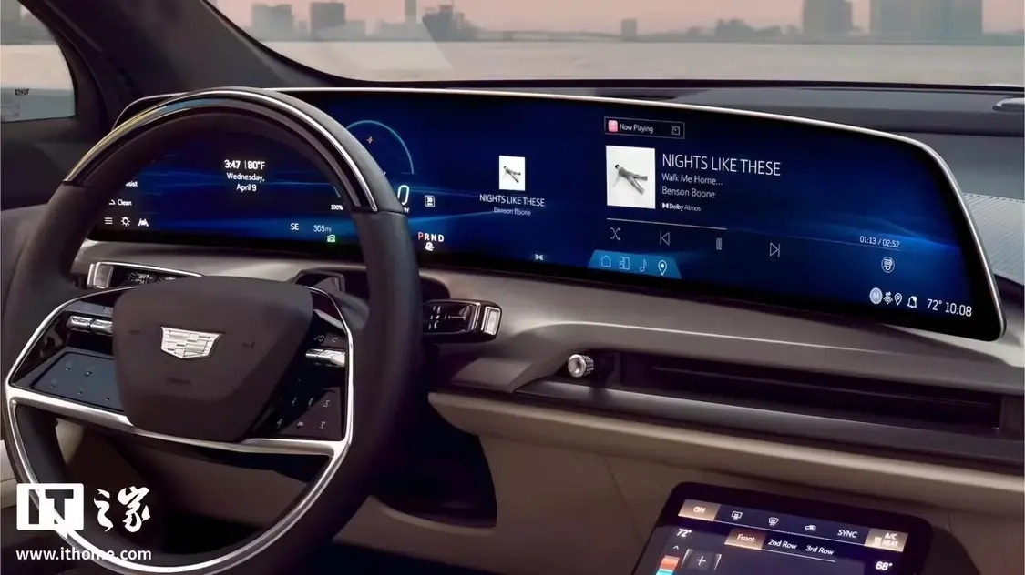通用汽车在放弃使用苹果CarPlay后，针对旗下部分车型推出了原生的AppleMusic应用