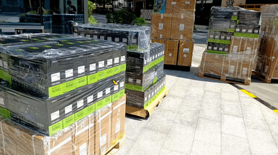 微星官方声明：RTX5090显卡尚未在中国内地市场正式发售，通过非正规渠道购买的水货产品将无法享受官方质保服务