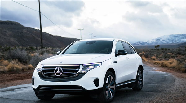 奔驰EQC召回后出现续航缩水问题！一男子写诗吐槽奔驰：这车还不如买辆老头乐