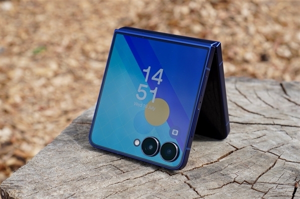 三星GalaxyZFlip8确认采用Exynos2600芯片，这是全球首款2纳米制程的手机芯片