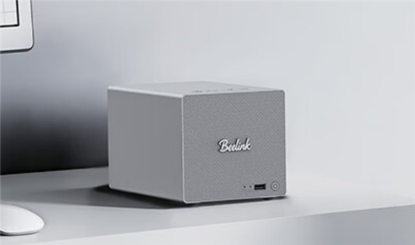 零刻MEPro双盘位NAS新品首发，1849元起售：采用DIY抽屉式设计，支持主板升级