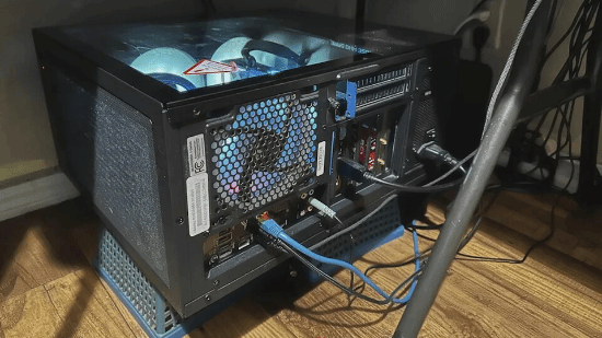 你的PC主机习惯横放还是竖放？这一话题在国外玩家群体中引发热烈讨论！