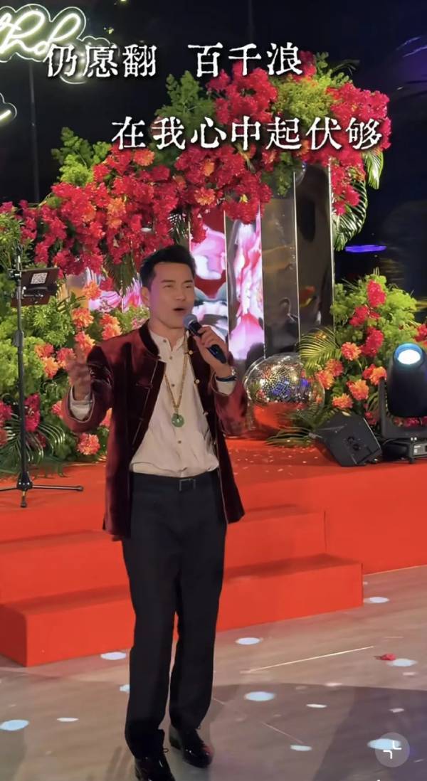 70岁吕良伟的精神状态曝光网友惊叹：头回见到70岁的小伙子