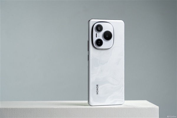 荣耀Power2即将登场：10080mAh超大电池加持，堪称史上电池容量最大的手机！