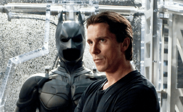 贝尔的“蝙蝠侠”梦成真：十七年心血铸就寄养儿童家园