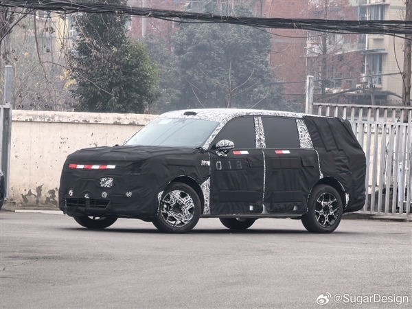 小米首款增程家用SUV“昆仑”新谍照流出：车身尺寸相当可观