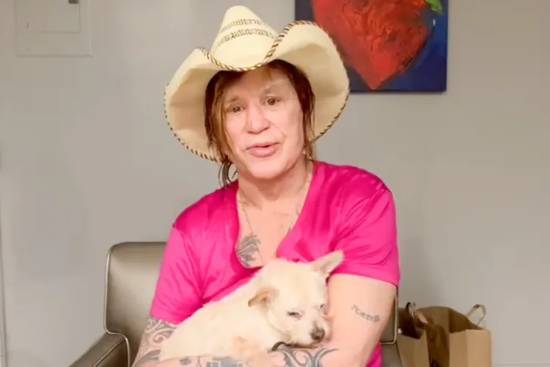 宁死不食软饭！好莱坞影星因欠租怒怼粉丝众筹：此举实为耻辱