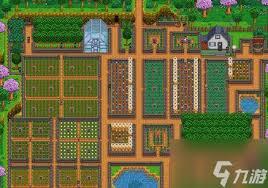 星露谷物语里谷仓的草要怎么取出来