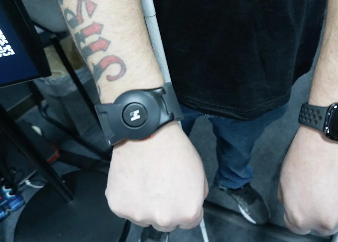 初创企业Hapware新发布了Aleye医疗辅助智能腕带