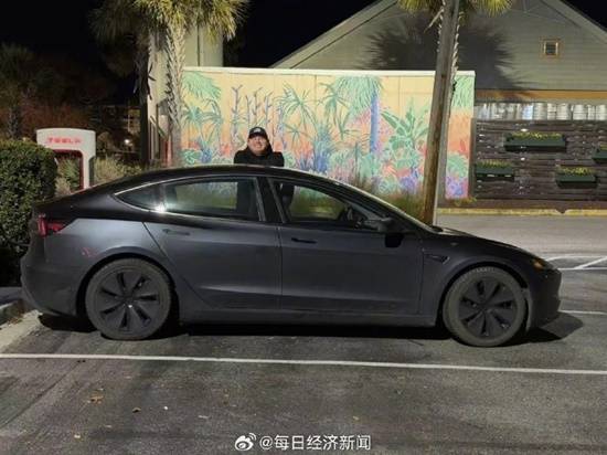 首位驾驶特斯拉全程未触碰方向盘、完成横跨美国壮举的“无人驾驶”先驱