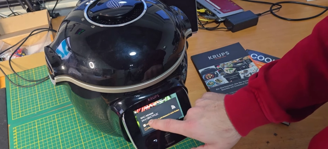 初代《毁灭战士》被移植到智能电压锅上