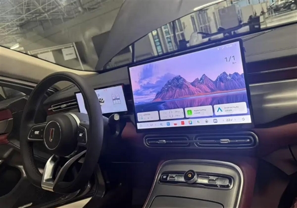 2026款红旗H5实车图曝光：外观神似老款H9、内饰迎来全方位升级