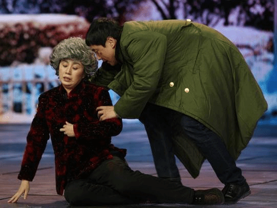 官方明确：救助者无需承担民事责任，扶不扶的纠结从此消失！