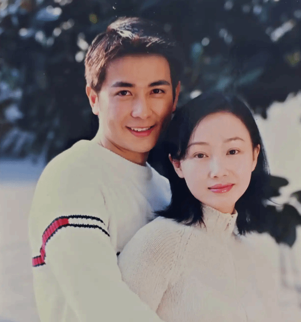 汪海林爆料：保剑锋曾因未接前妻黄慧颐电话，遭其捅伤